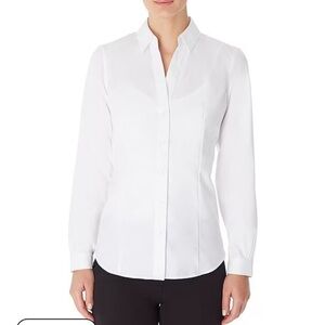 Jones New York
Point Collar Long Sleeve Button Front Cotton Shirt